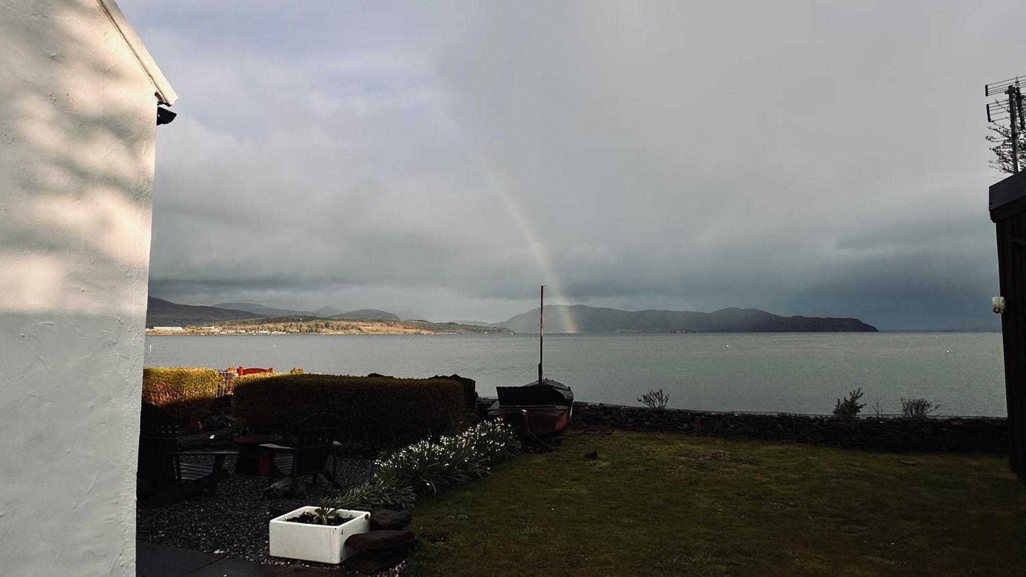 Breakish Carnmhor, Isle Of Skye - Stunning 242 Year Old Cottage On Its Own Sea Shore! מראה חיצוני תמונה